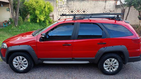 FIAT PALIO 1.8 MPI ADVENTURE WEEKEND 16V FLEX 4P AUTOMATIZADO